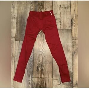 Dfyne Red IMPACT Leggings - XS